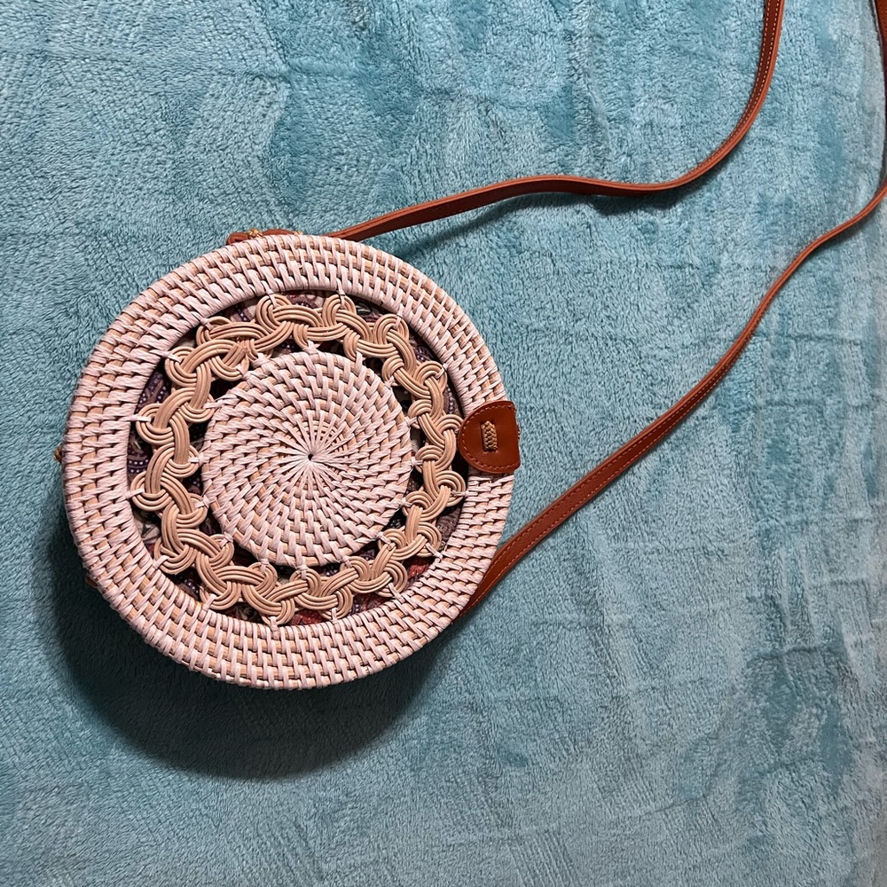 Handwoven Round Rattan Bag Shoulder Leather Straps